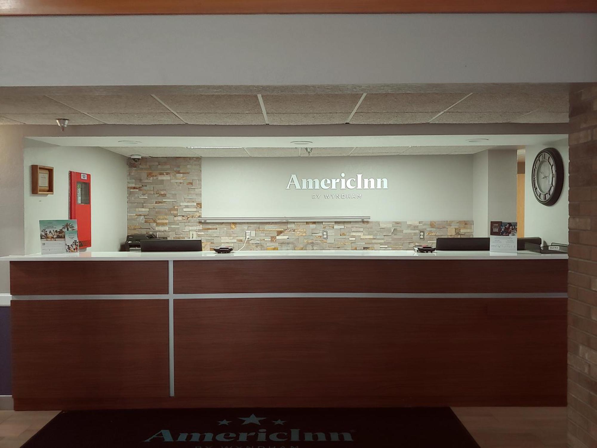 Americinn By Wyndham Дикинсон Экстерьер фото